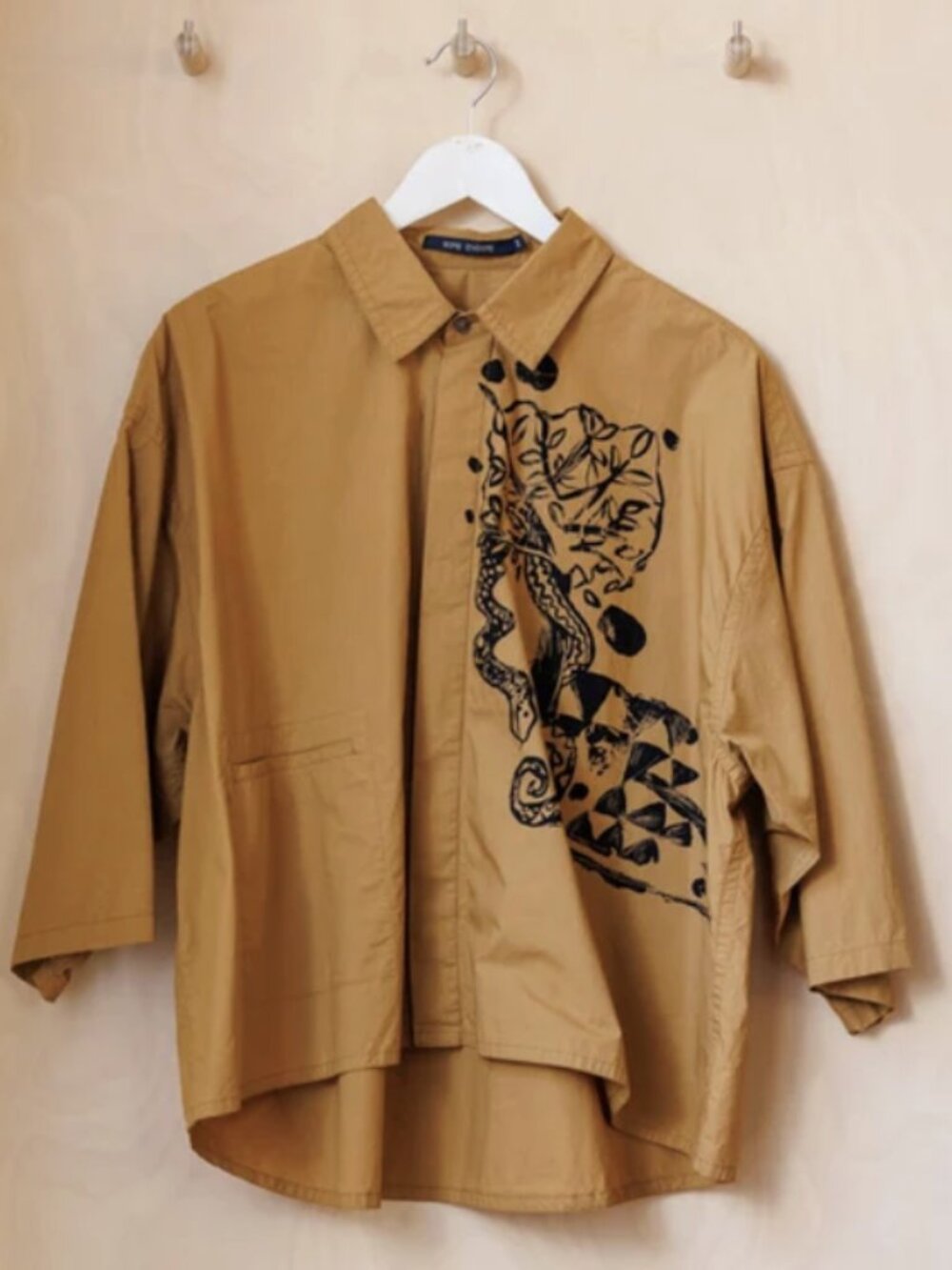 SOFIE D'HOORE Tree Snake Print Cropped Boxy Shirt in Tobacco XS Minimalist